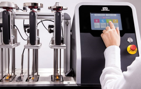 instron-hv-touchscreen